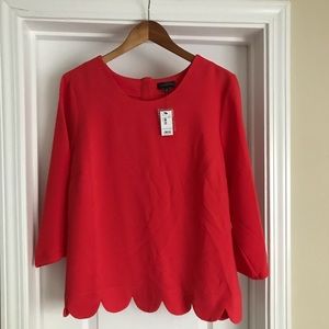 🆕 The Limited coral, scalloped hem blouse, L